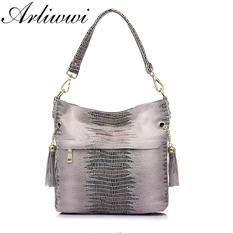 Cartera balde de cuero genuino grabado